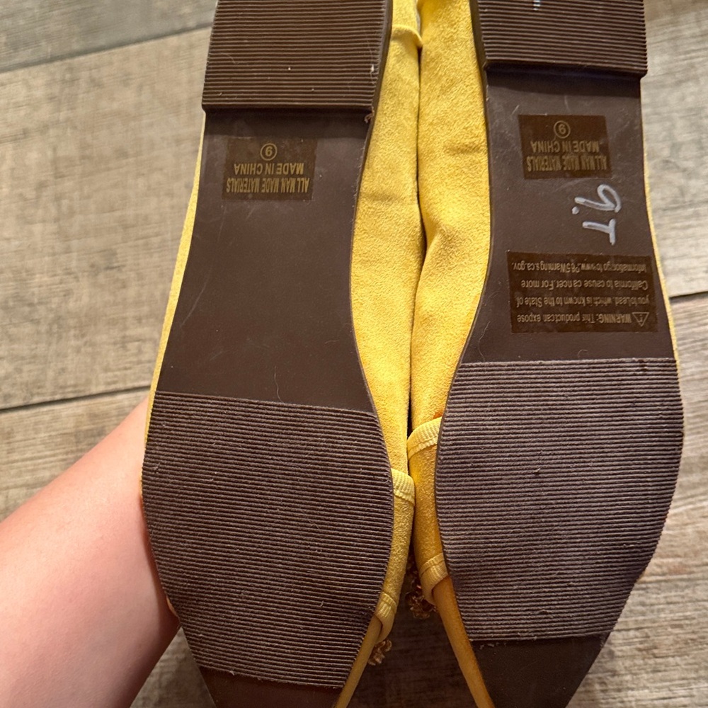 Chase + Chloe Yellow Embellished Women's Flats - Picture 6 of 6